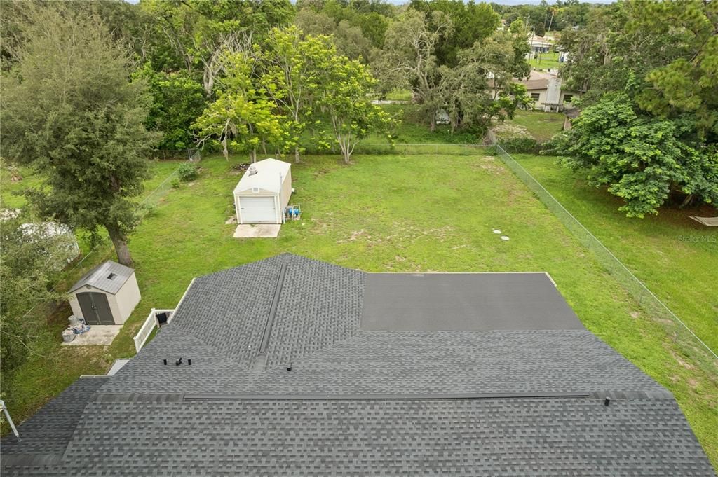 For Sale: $350,000 (3 beds, 3 baths, 1749 Square Feet)