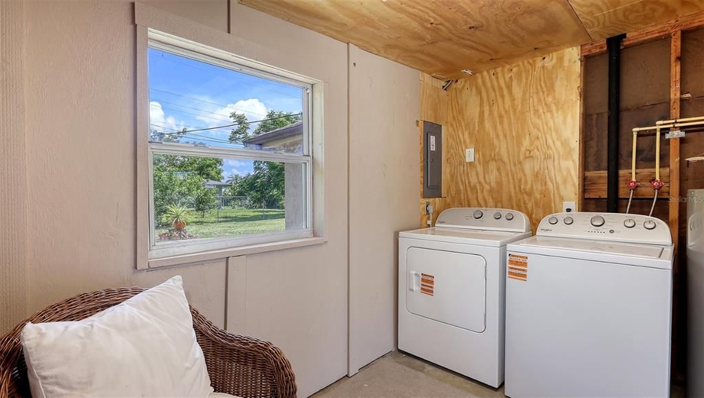 В аренду: $2,800 (3 спален, 2 ванн, 1420 Квадратных фут)