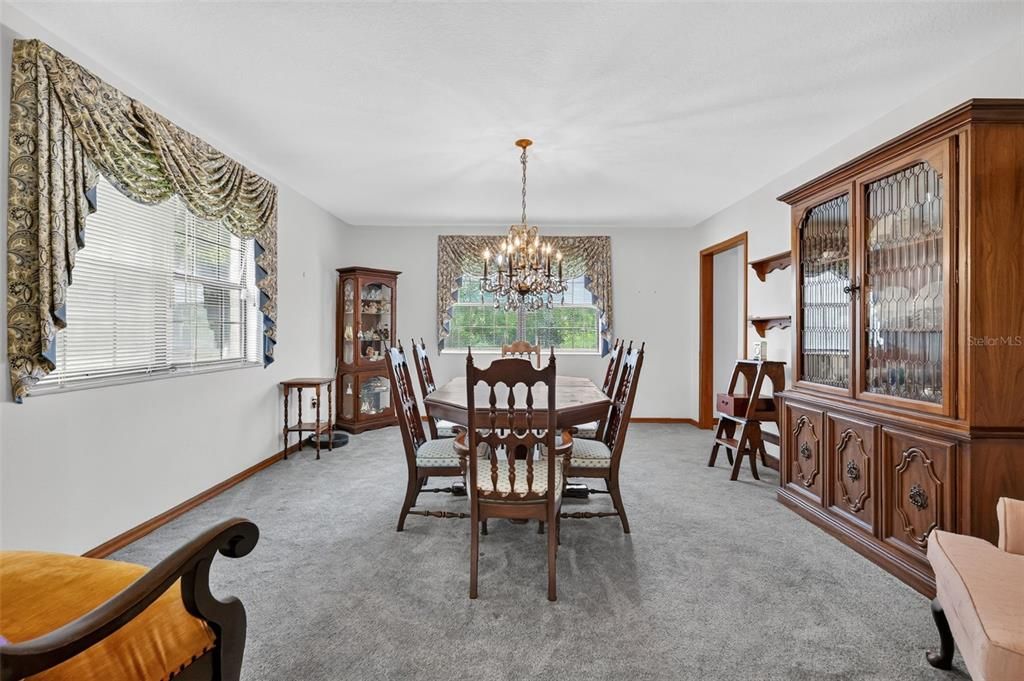 For Sale: $699,900 (4 beds, 3 baths, 3744 Square Feet)