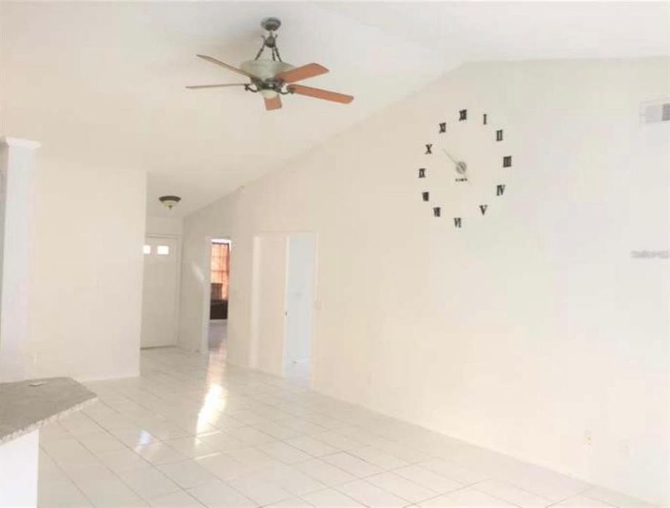 En Renta: $2,900 (3 camas, 2 baños, 1614 Pies cuadrados)
