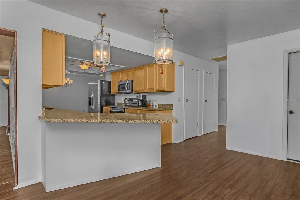 For Sale: $450,000 (4 beds, 2 baths, 2394 Square Feet)