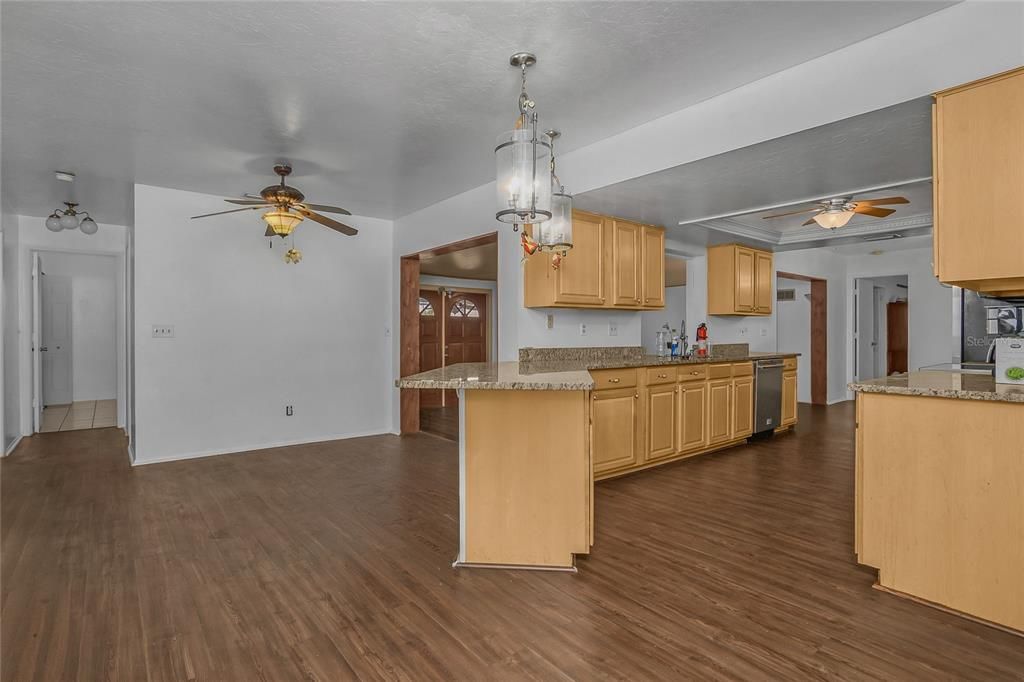 For Sale: $450,000 (4 beds, 2 baths, 2394 Square Feet)