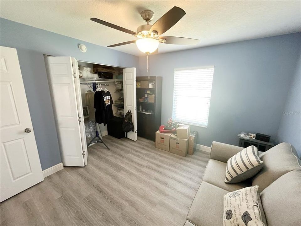 For Sale: $249,900 (3 beds, 2 baths, 1357 Square Feet)