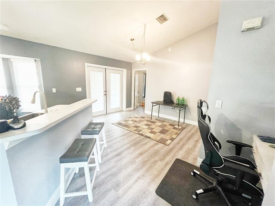 For Sale: $249,900 (3 beds, 2 baths, 1357 Square Feet)