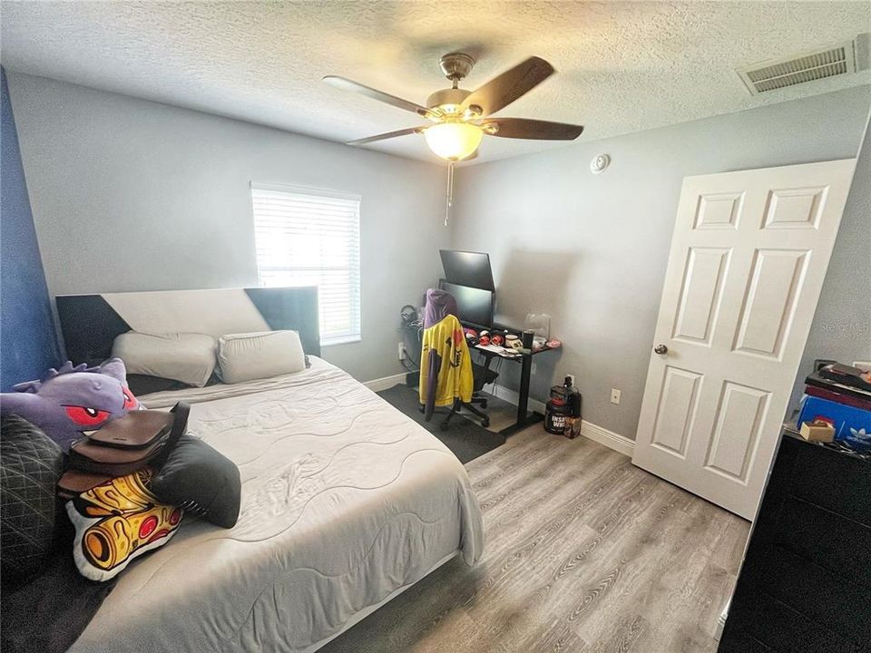 For Sale: $249,900 (3 beds, 2 baths, 1357 Square Feet)
