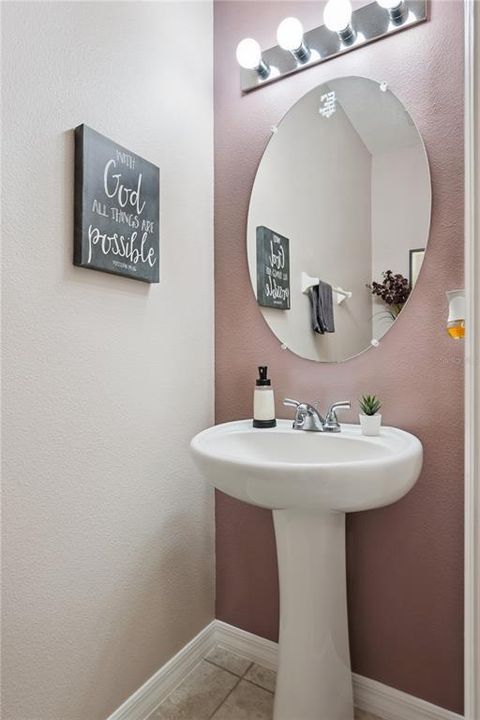 For Rent: $2,000 (3 beds, 2 baths, 1674 Square Feet)