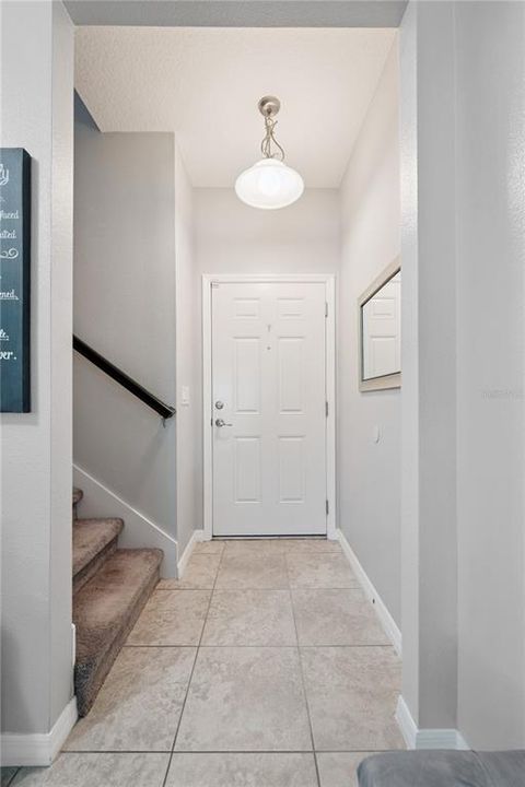 For Rent: $2,000 (3 beds, 2 baths, 1674 Square Feet)