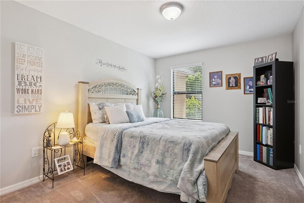 For Rent: $2,000 (3 beds, 2 baths, 1674 Square Feet)