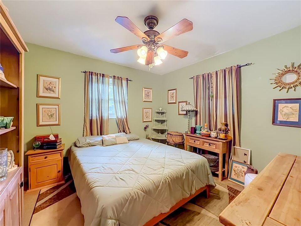 En Venta: $215,000 (3 camas, 1 baños, 1104 Pies cuadrados)