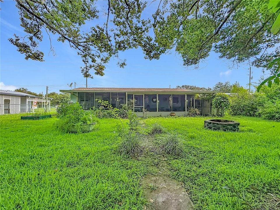 En Venta: $215,000 (3 camas, 1 baños, 1104 Pies cuadrados)