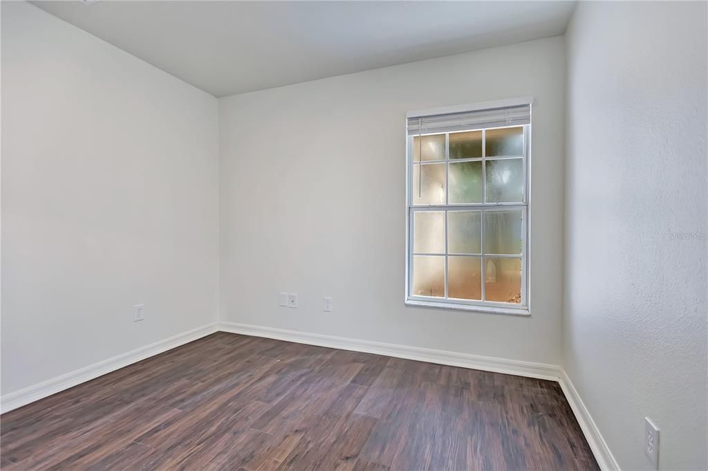 Active With Contract: $299,900 (4 beds, 2 baths, 1623 Square Feet)