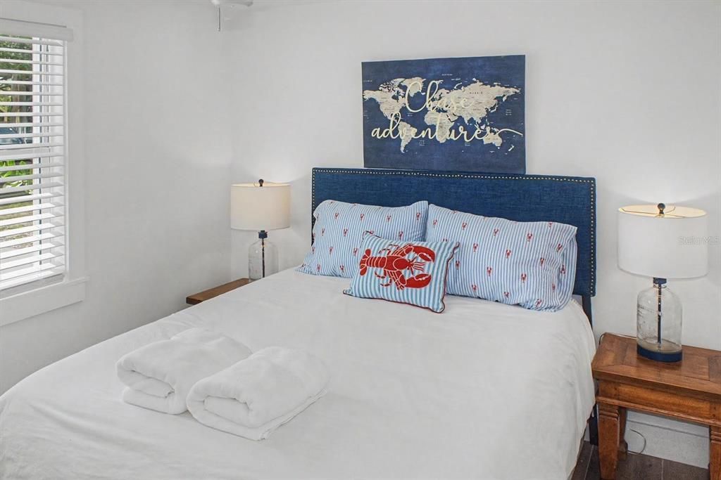 For Sale: $1,350,000 (3 beds, 2 baths, 1984 Square Feet)
