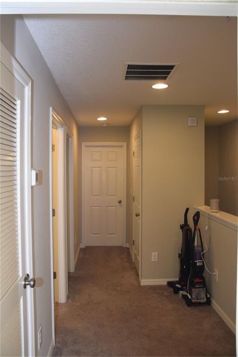 For Sale: $275,000 (3 beds, 2 baths, 1400 Square Feet)
