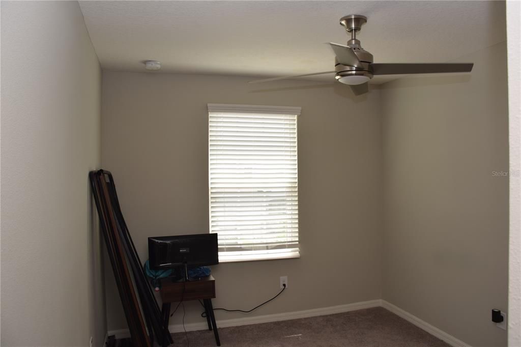 For Sale: $275,000 (3 beds, 2 baths, 1400 Square Feet)