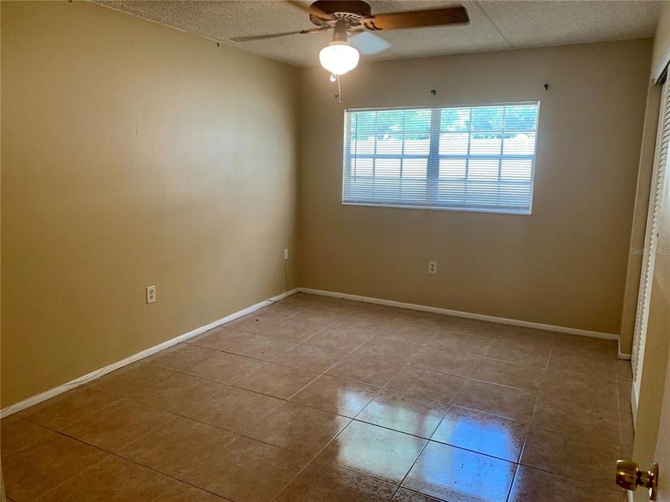 For Rent: $1,250 (1 beds, 1 baths, 661 Square Feet)