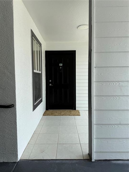 For Sale: $164,000 (1 beds, 1 baths, 762 Square Feet)