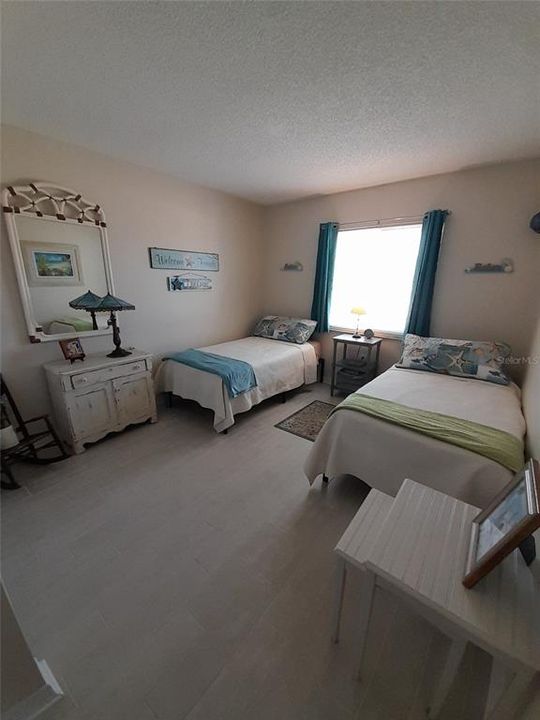 For Sale: $375,000 (3 beds, 2 baths, 1452 Square Feet)