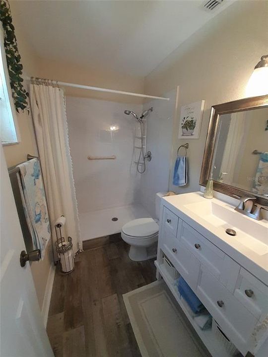 For Sale: $375,000 (3 beds, 2 baths, 1452 Square Feet)