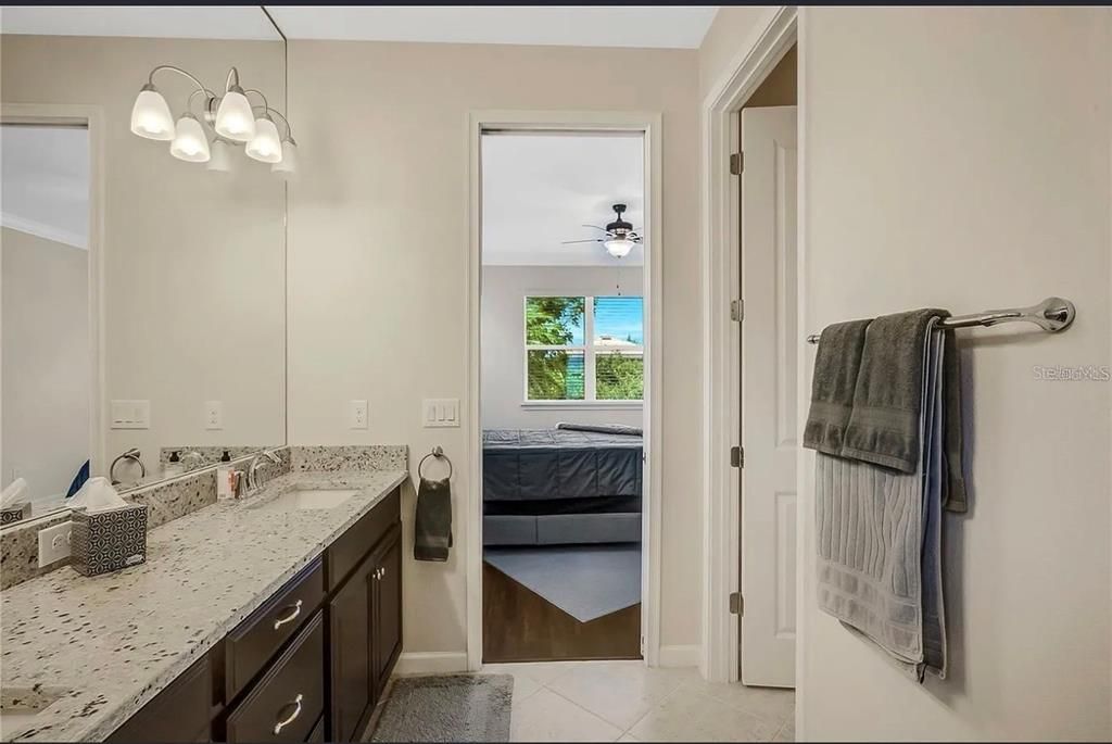 For Rent: $2,800 (2 beds, 2 baths, 1687 Square Feet)