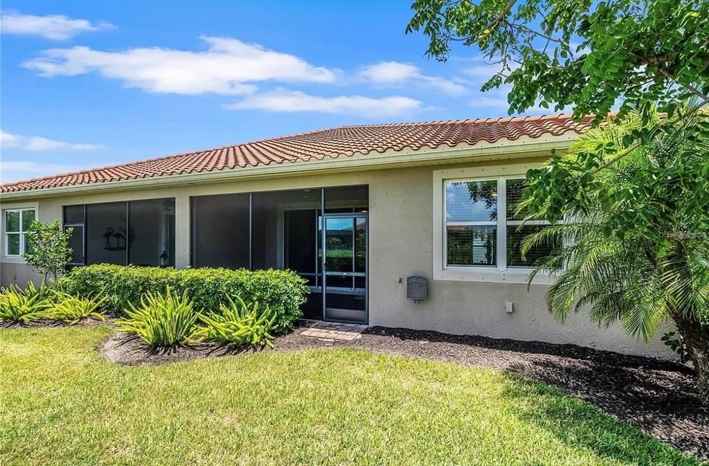 For Rent: $2,800 (2 beds, 2 baths, 1687 Square Feet)