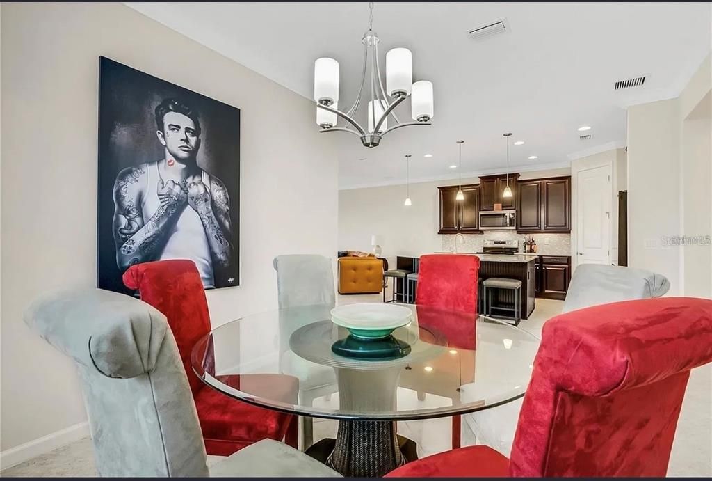 For Rent: $2,800 (2 beds, 2 baths, 1687 Square Feet)