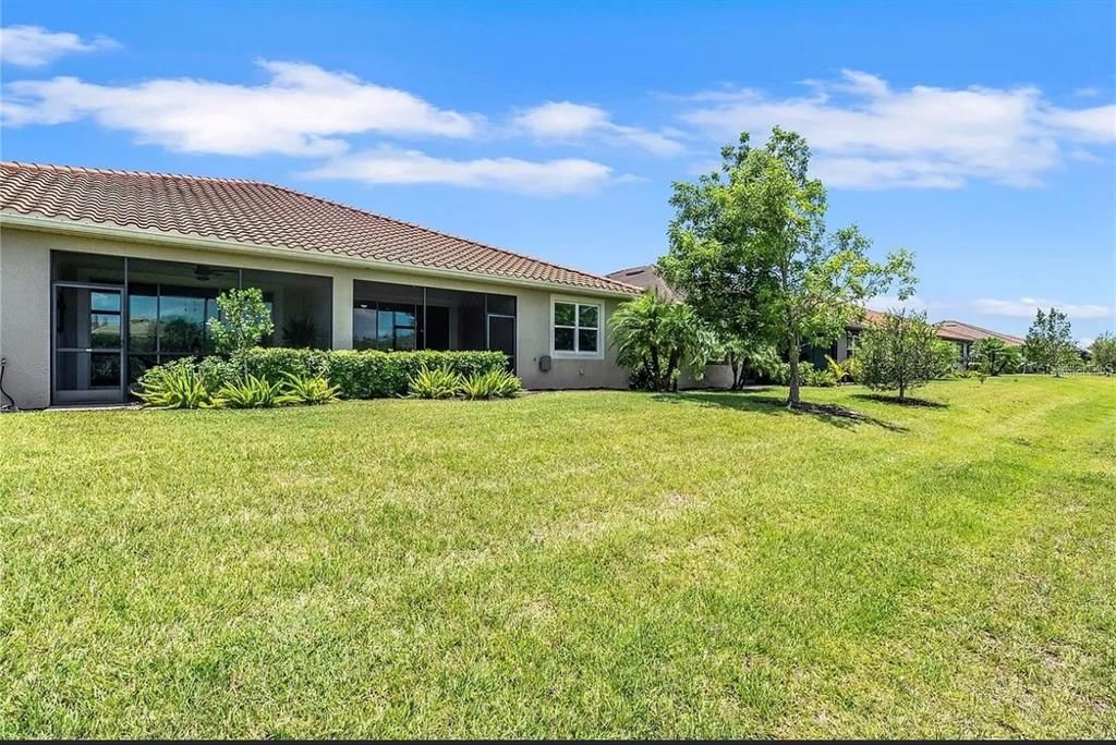 For Rent: $2,800 (2 beds, 2 baths, 1687 Square Feet)
