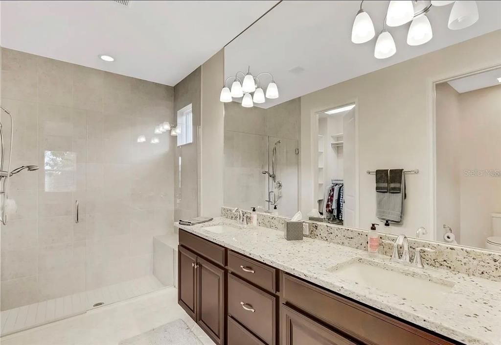 For Rent: $2,800 (2 beds, 2 baths, 1687 Square Feet)