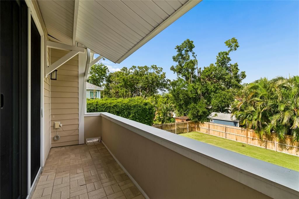For Rent: $8,000 (4 beds, 3 baths, 2570 Square Feet)