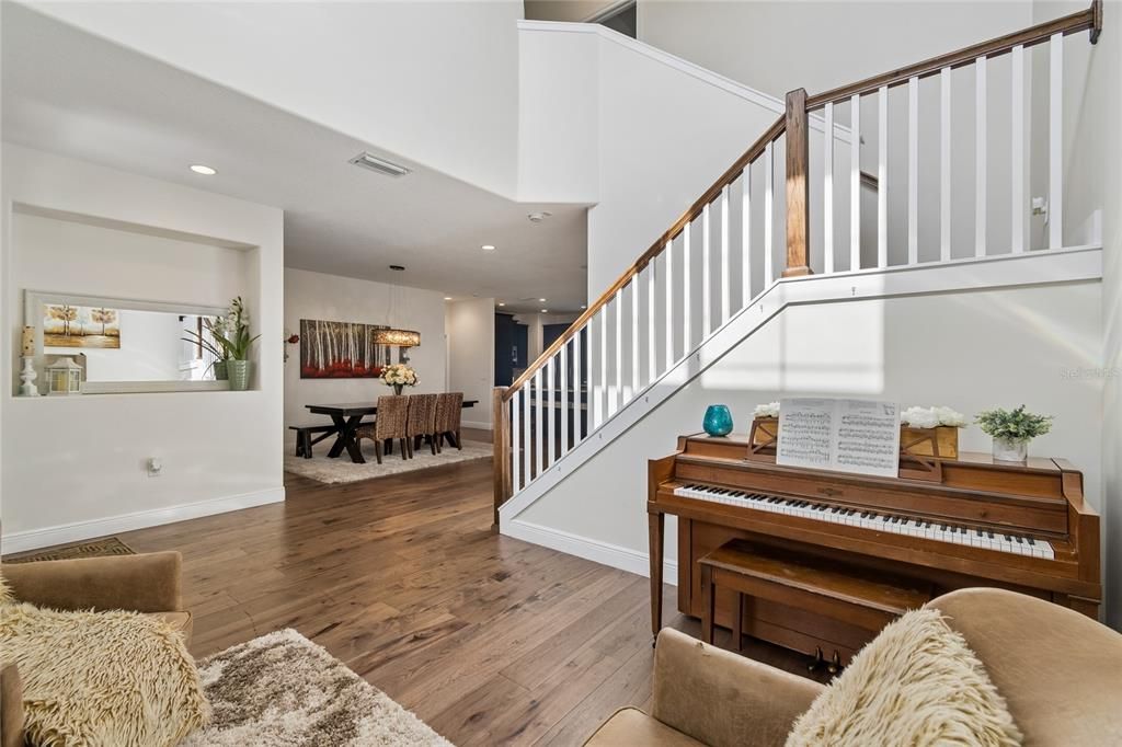 For Rent: $8,000 (4 beds, 3 baths, 2570 Square Feet)