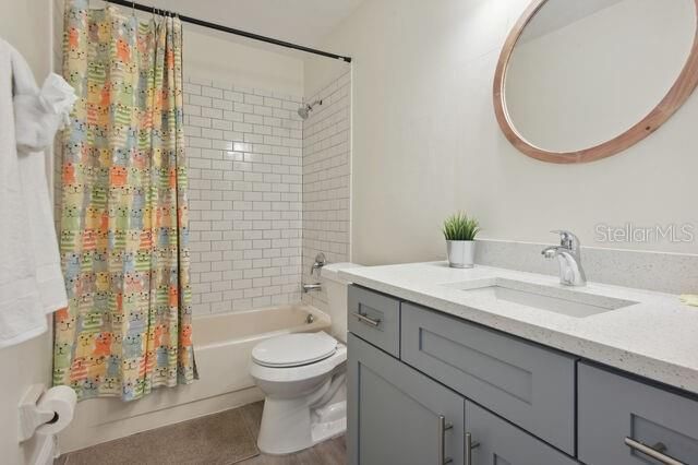For Rent: $1,750 (2 beds, 1 baths, 896 Square Feet)