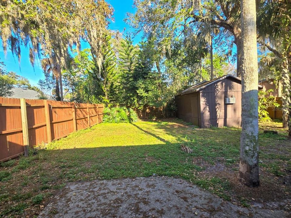 For Rent: $1,600 (2 beds, 1 baths, 924 Square Feet)