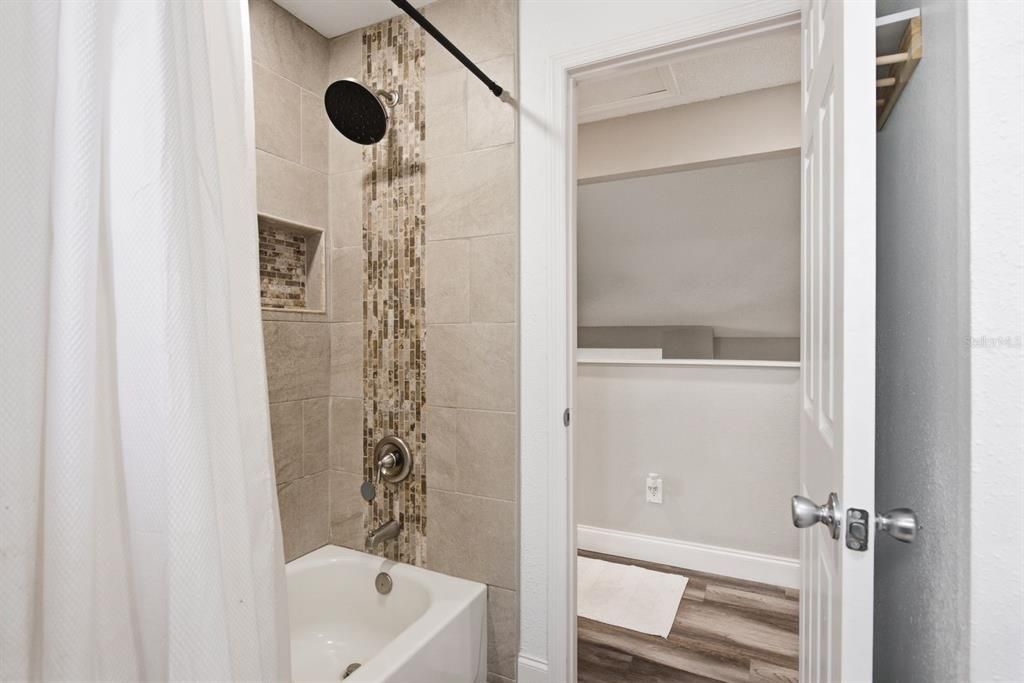 En Venta: $419,900 (3 camas, 2 baños, 1749 Pies cuadrados)