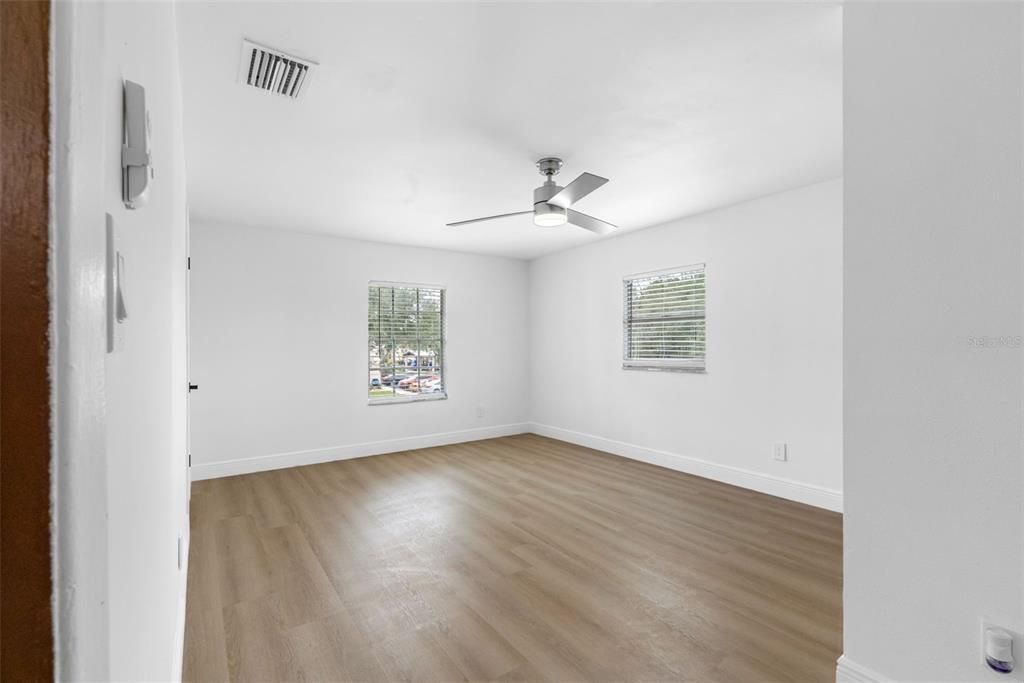 For Sale: $384,900 (3 beds, 2 baths, 1380 Square Feet)
