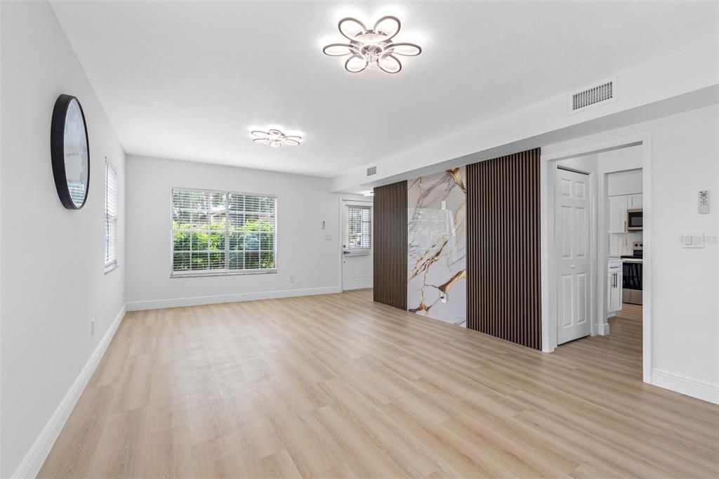 For Sale: $384,900 (3 beds, 2 baths, 1380 Square Feet)