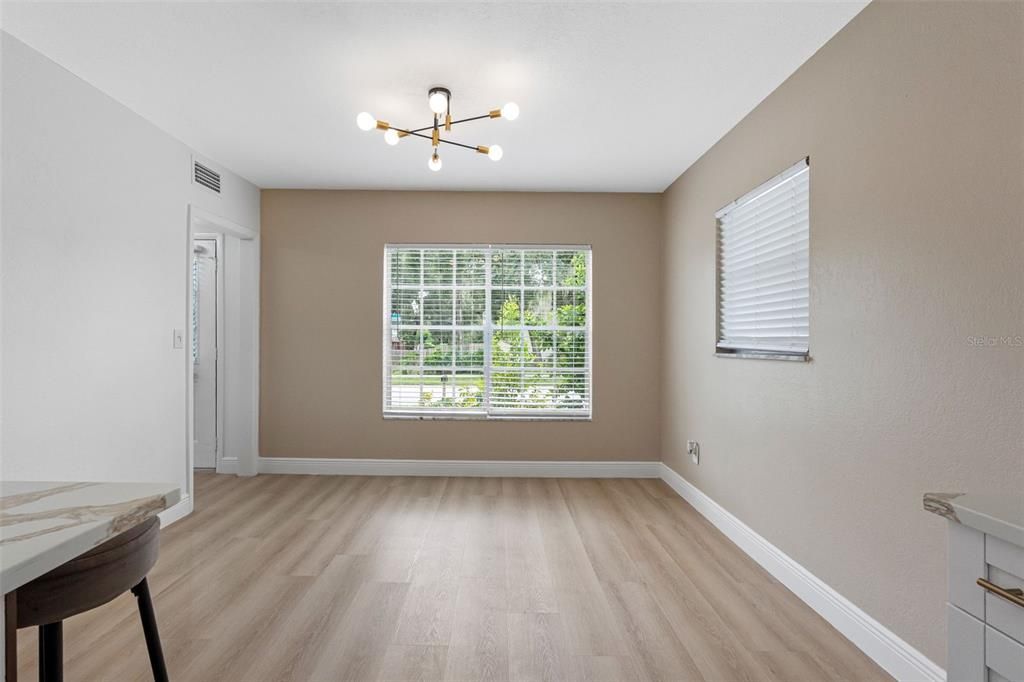 For Sale: $384,900 (3 beds, 2 baths, 1380 Square Feet)