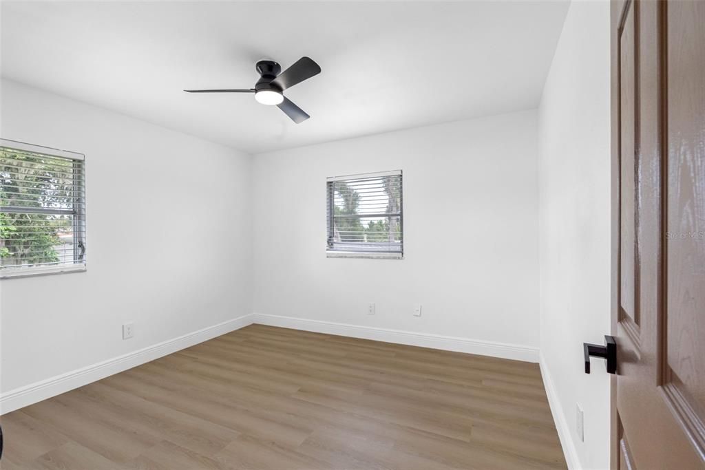 For Sale: $384,900 (3 beds, 2 baths, 1380 Square Feet)