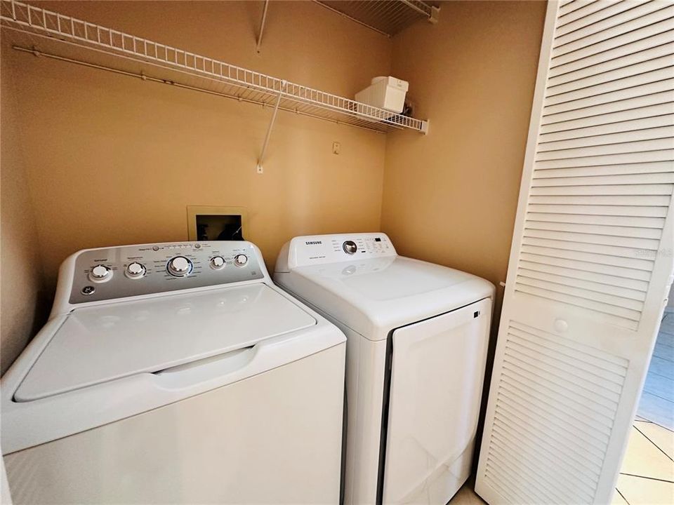 В аренду: $2,050 (3 спален, 2 ванн, 1138 Квадратных фут)