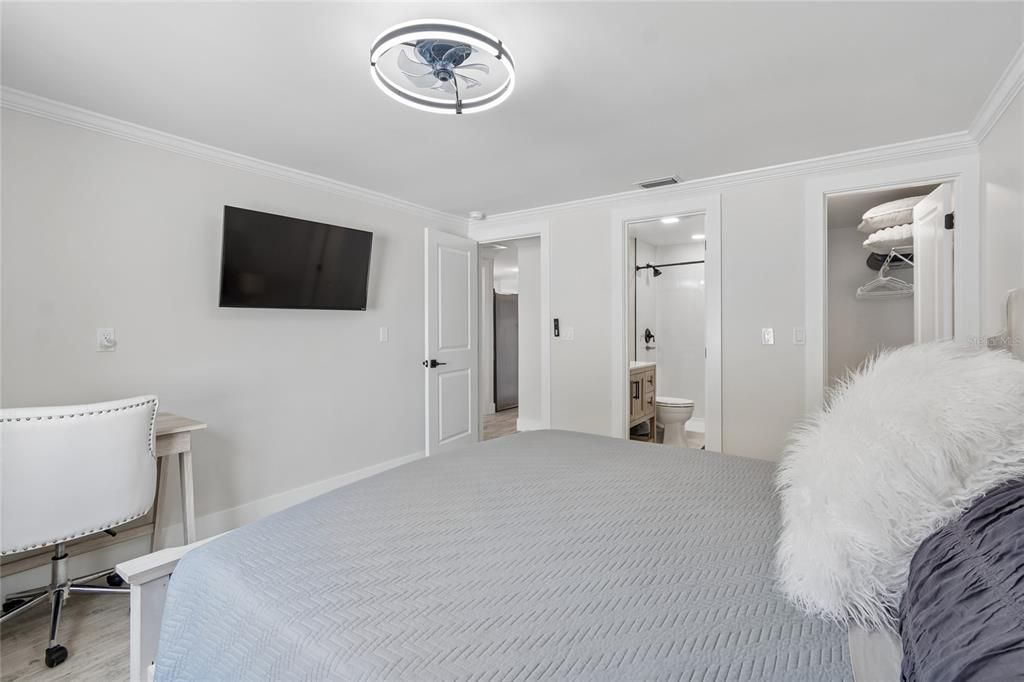 En Venta: $699,999 (2 camas, 2 baños, 1150 Pies cuadrados)