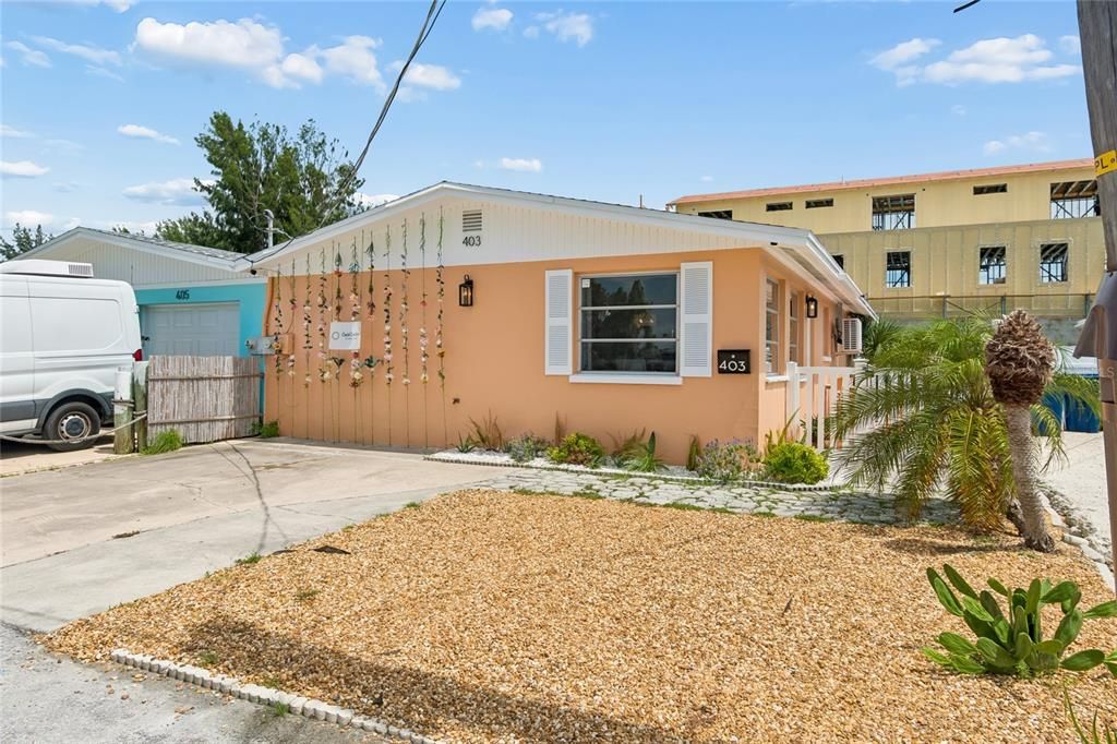 En Venta: $699,999 (2 camas, 2 baños, 1150 Pies cuadrados)