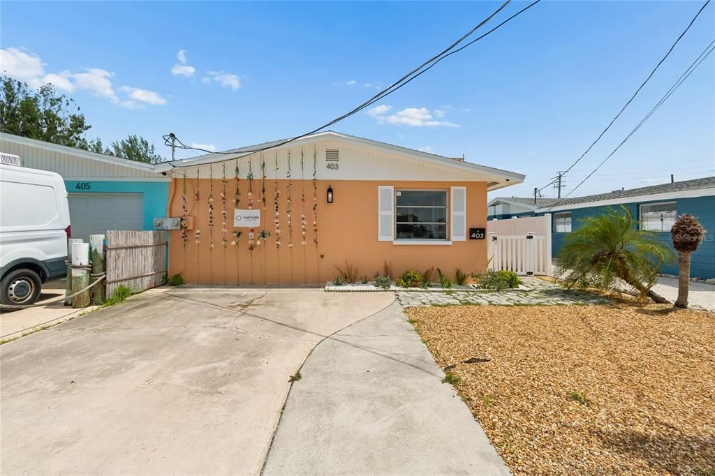 En Venta: $699,999 (2 camas, 2 baños, 1150 Pies cuadrados)