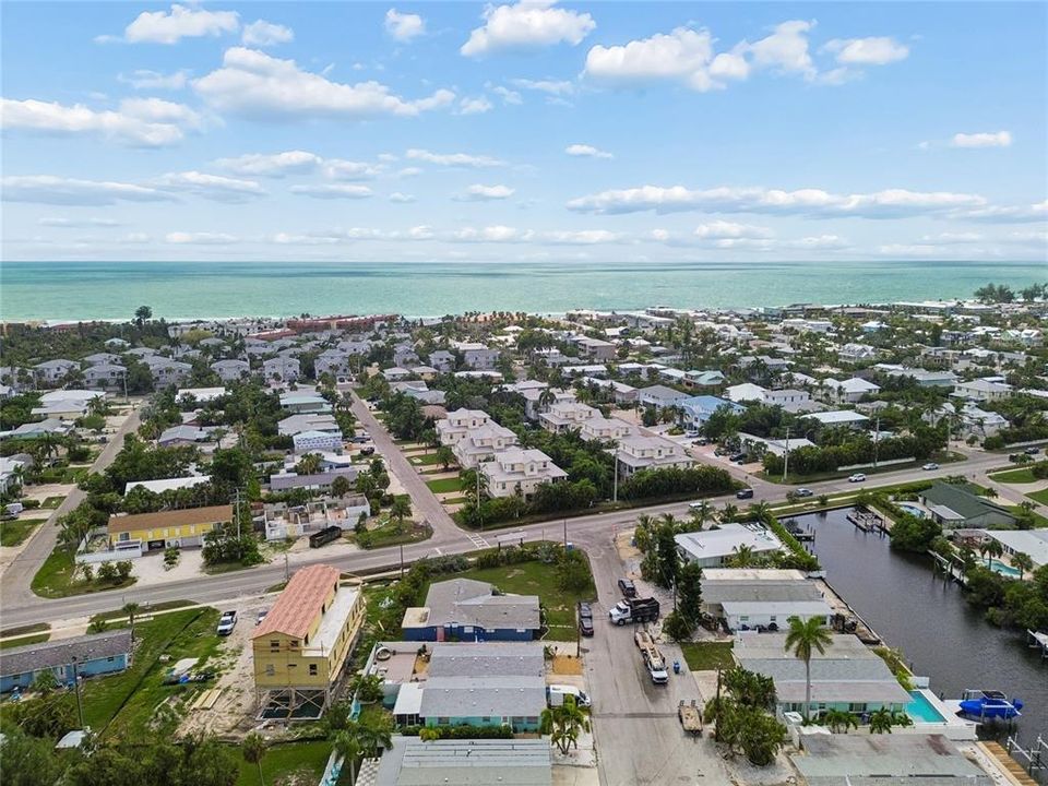En Venta: $699,999 (2 camas, 2 baños, 1150 Pies cuadrados)
