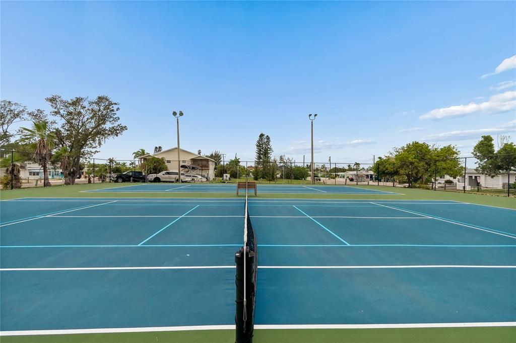 En Venta: $699,999 (2 camas, 2 baños, 1150 Pies cuadrados)