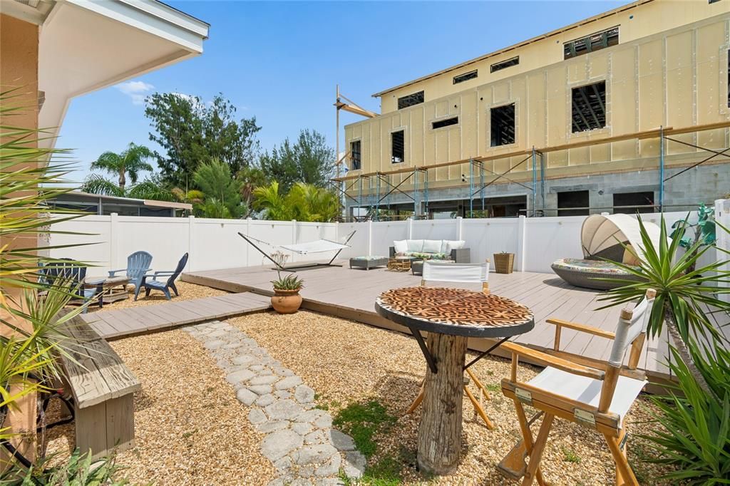 En Venta: $699,999 (2 camas, 2 baños, 1150 Pies cuadrados)