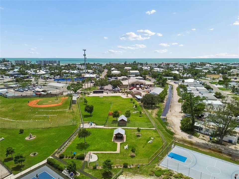En Venta: $699,999 (2 camas, 2 baños, 1150 Pies cuadrados)