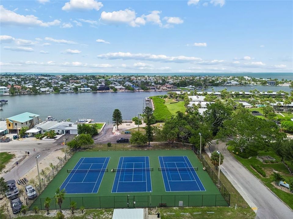 En Venta: $699,999 (2 camas, 2 baños, 1150 Pies cuadrados)