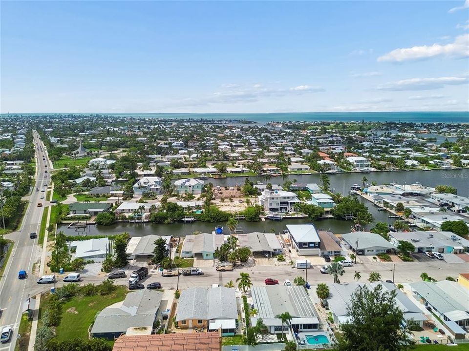 En Venta: $699,999 (2 camas, 2 baños, 1150 Pies cuadrados)