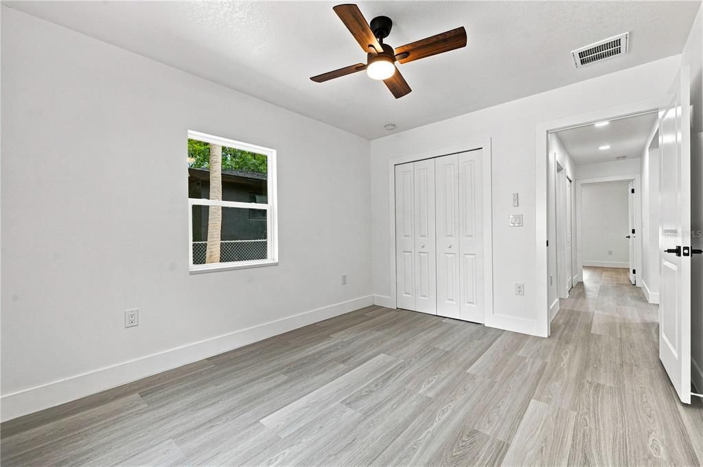 En Venta: $349,900 (3 camas, 2 baños, 1200 Pies cuadrados)