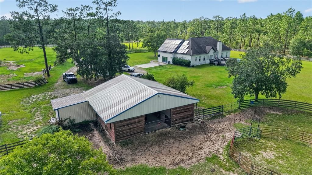 En Venta: $824,900 (3 camas, 3 baños, 2741 Pies cuadrados)