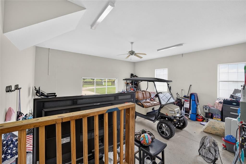 En Venta: $824,900 (3 camas, 3 baños, 2741 Pies cuadrados)