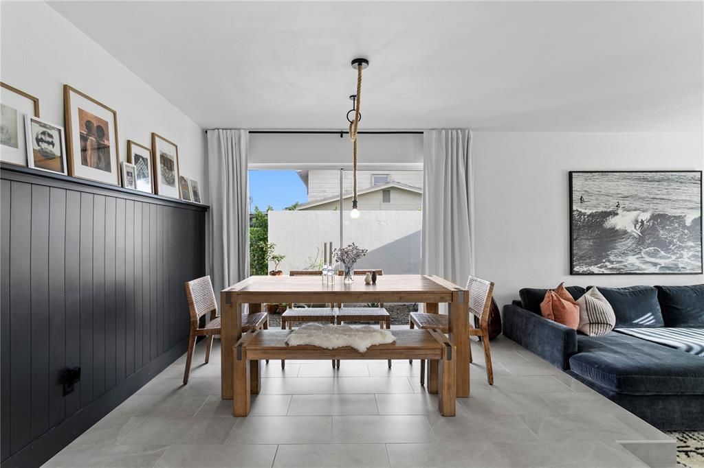 En Venta: $1,299,900 (4 camas, 2 baños, 1949 Pies cuadrados)